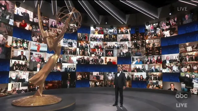 Jimmy Kimmel dalam Emmy Awards 2020. (The Television Academy dan ABC Entertainment via AP)