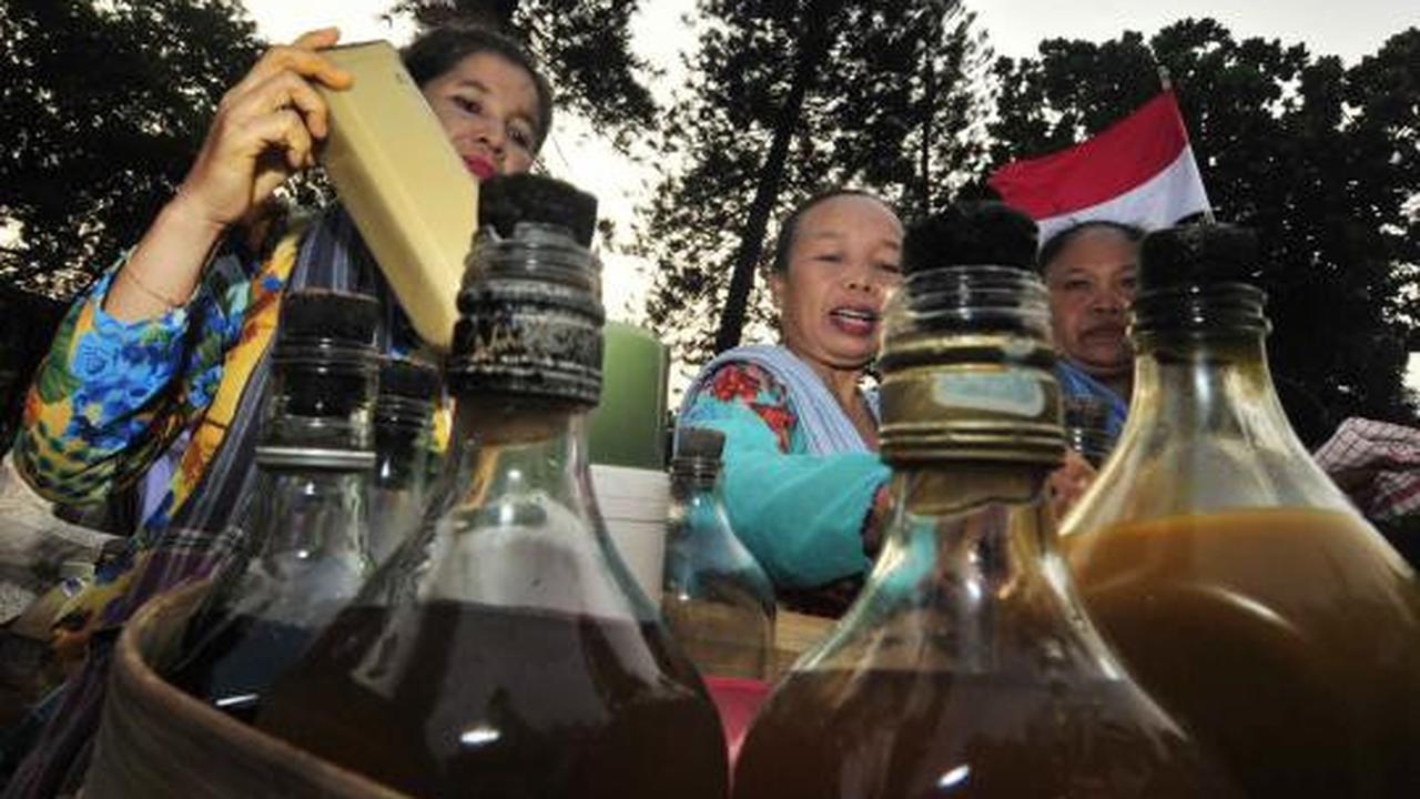 Istri Foke ajak penjual jamu gendong buka puasa bersama