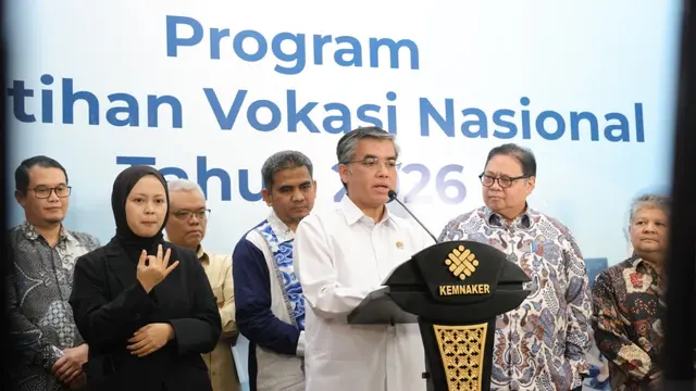 Konferensi Pers terkait Program Pelatihan Vokasi Nasional Tahun 2026 di Kantor Kemnaker, Jumat (27/2/2026). (Foto: Kementerian Ketenagakerjaan)