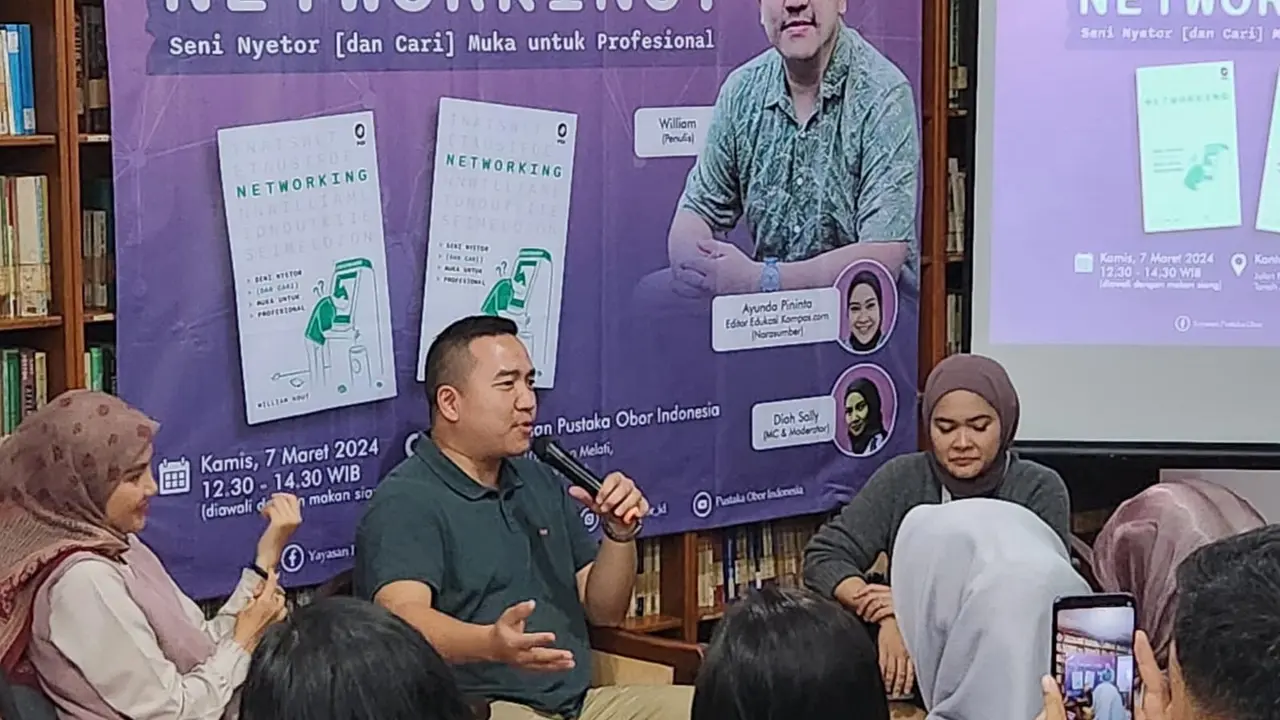 Sesi pematerian acara peluncuran buku terbaru dari William
