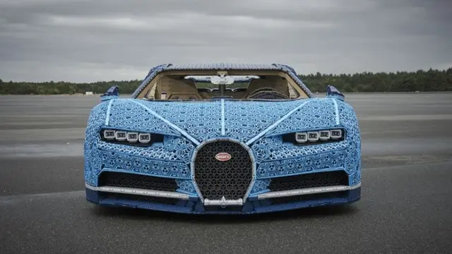 Bugatti Chiron dan Lego.