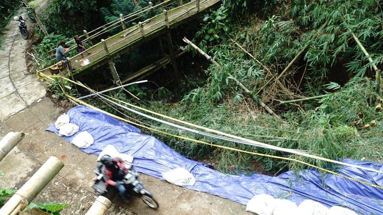 BPBD Tangani Dua Titik Longsor Gunung Wilis Tulungagung, Akses Desa Terputus