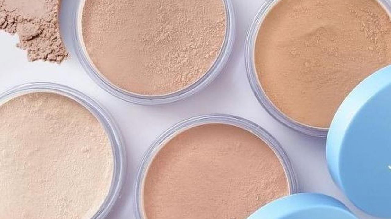 3. Pilih Bedak dengan Kandungan SPF dan PA sebagai Perlindungan dari Sinar UV<br>