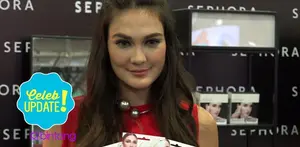 Luna Maya sering menggunakan bulu mata palsu. Seperti ini cara Luna merawat bulu mata palsunya.
