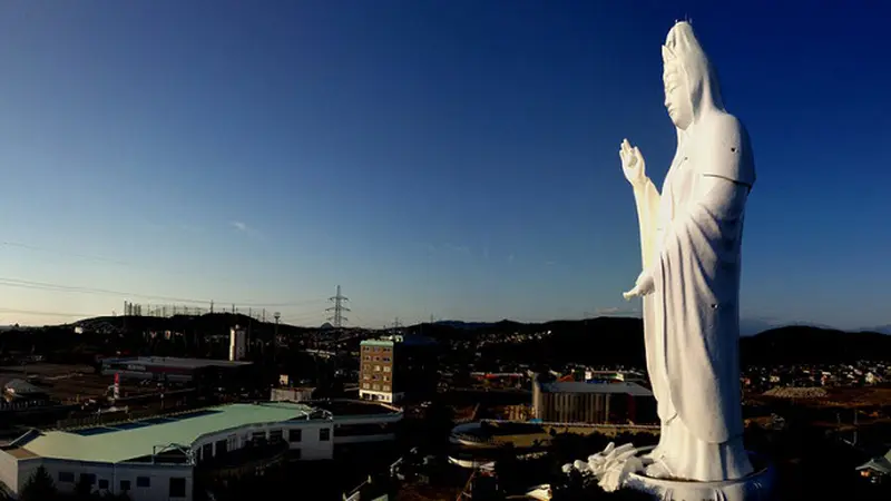 Patung Tertinggi Sendai Daikannon, Jepang