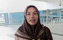 Cantik Berhijab, Nikita Mirzani Berangkat Umrah saat Perseteruan dengan Vadel Badjideh
