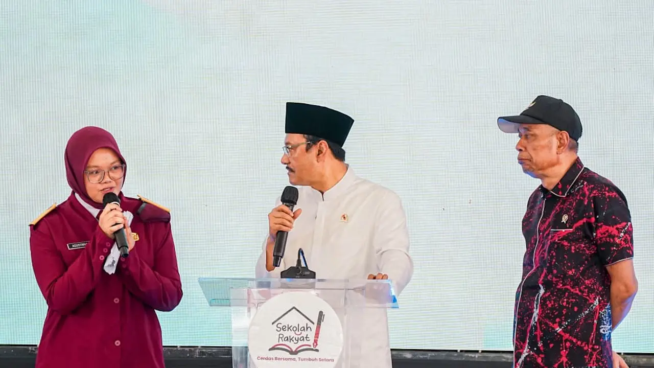 Gus Ipul membuka MPLS di Sekolah Rakyat Kabupaten Sragen.