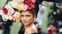 Penampilan memukau Zendaya di Met Gala 2024. (dok. @vouguemagazine/Instagram/https://www.instagram.com/p/C6qbugzKdi-/?igsh=OHlkcDhoaGNhd3E=/Putri Astrian Surahman)