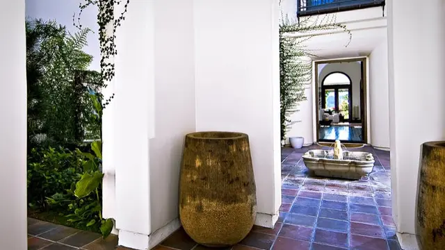 [Bintang] Khloe Kardashian