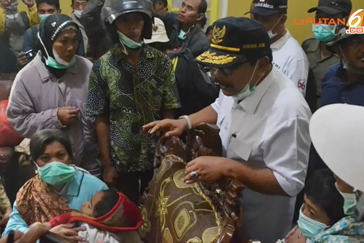 pengungsi-kekurangan-makanan-140214c.jpg