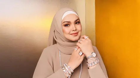 Penasaran seperti apa tips dari Siti Nurhaliza untuk memaksimalkan penampilan di hari Idul Fitri tahun ini?