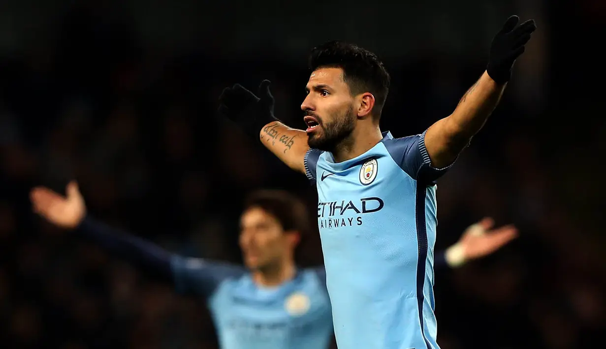 1. Sergio Aguero - 113 Gol. (EPA/Nigel Roddis)