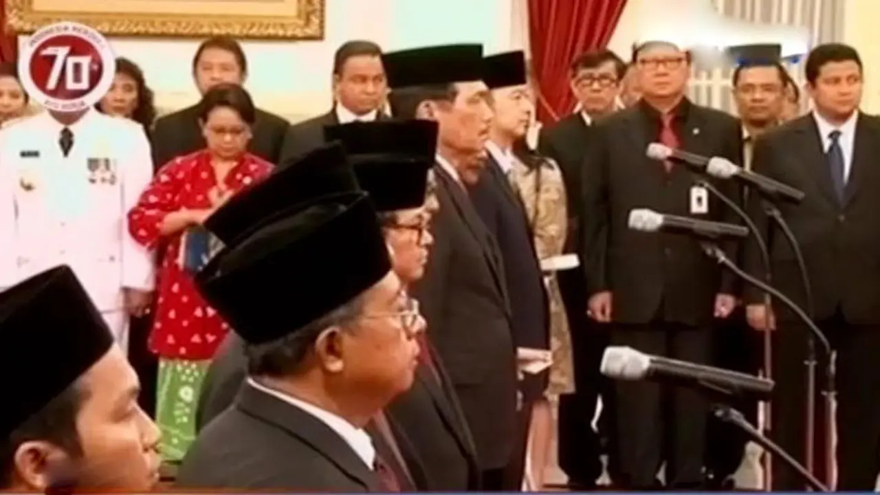 Segmen 2: Perombakan Kabinet Jokowi hingga Nilai Rupiah Melemah