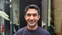 Cerita Reza Rahadian Arahkan Artis Tunanetra di Film Annisa: Fokus, Profesional, Tanpa Perlakuan Khusus