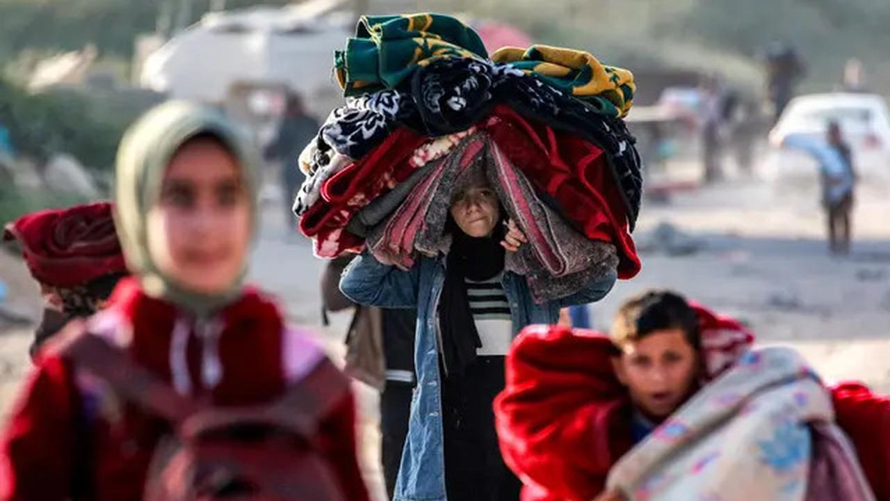Israel Kembali Serang Gaza, Warga Balik Mengungsi