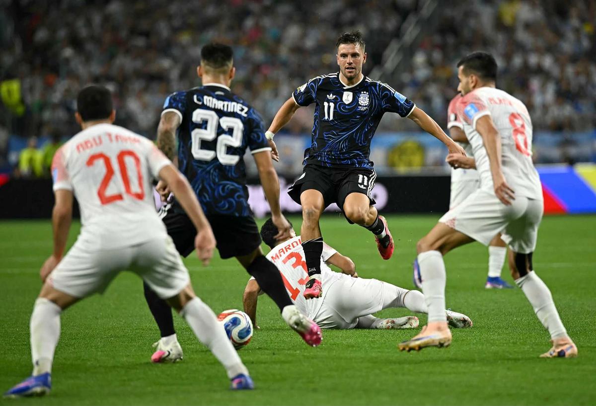 FOTO: Messi Cetak Gol Argentina Taklukkan Yordania
