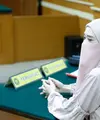 Pernikahan Inara Rusli dan Virgoun terancam kandas. Rumah tangga yang dibangun selama sembilan tahun dan telah dikaruniai tiga anak itu kini sedang proses cerai di Pengadilan Agama (PA), Jakarta Barat. Meski sedang bergulir di pengadilan, Inara juga siap rujuk dengan Virgoun tapi dengan lima syarat. [Foto:Kapanlagi.com/Bayu Herdianto]