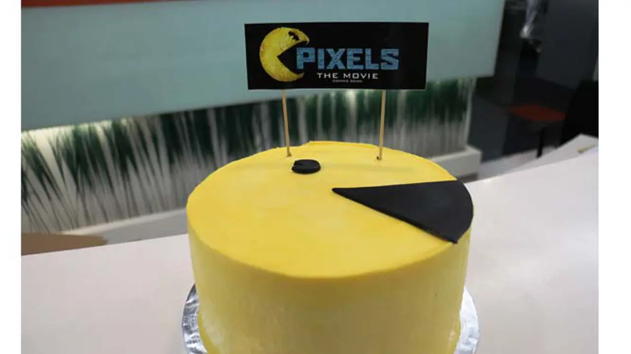 Pac-Man Ultah, Liputan.com Dapat Kiriman Kue