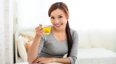 Minum Air Madu Hangat Simak 5 Manfaat Terbaiknya Untuk Tubuhmu Lifestyle Fimela Com