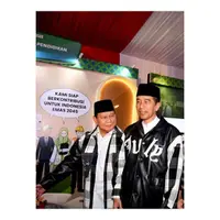 Intip penampilan kompak Presiden Jokowi dan Prabowo mengenakan jaket kulit lokal (@prabowo)