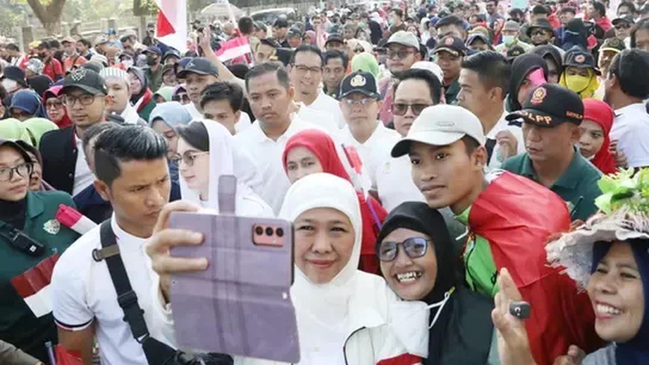 Khofifah mengaku tidak menjawab menerima atau menolak pinangan dari itu.