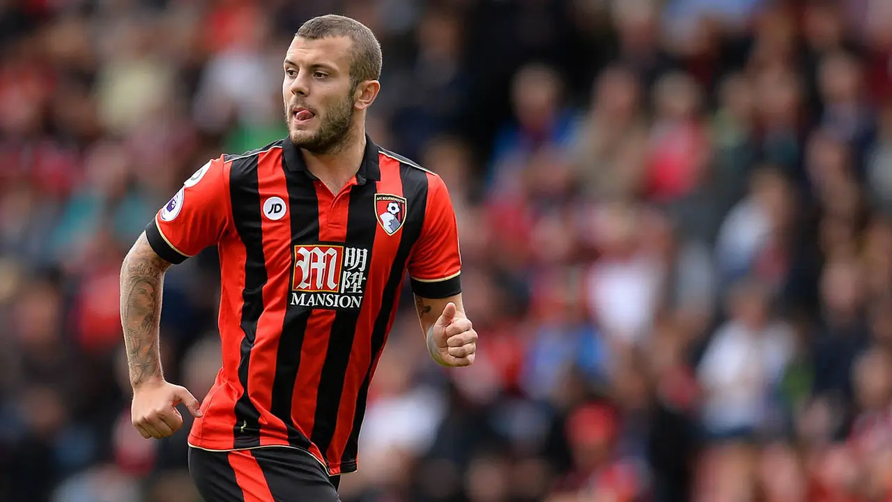 Dipinjamkan ke Bournemouth, Jack Wilshere mempertimbangkan kemungkinan membela AC Milan musim depan. 
