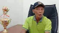 Mantan bek PSMS Medan era Perserikatan, Sunardi A. (Bola.com/Abdi Satria)