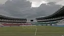 Wajah Philippine Sports Stadium tempat laga perdana Timnas Indonesia melawan Thailand pada laga AFF Suzuki Cup 2016 di Filipina. (18/11/2016).  (Bola.com/Nicklas Hanoatubun)