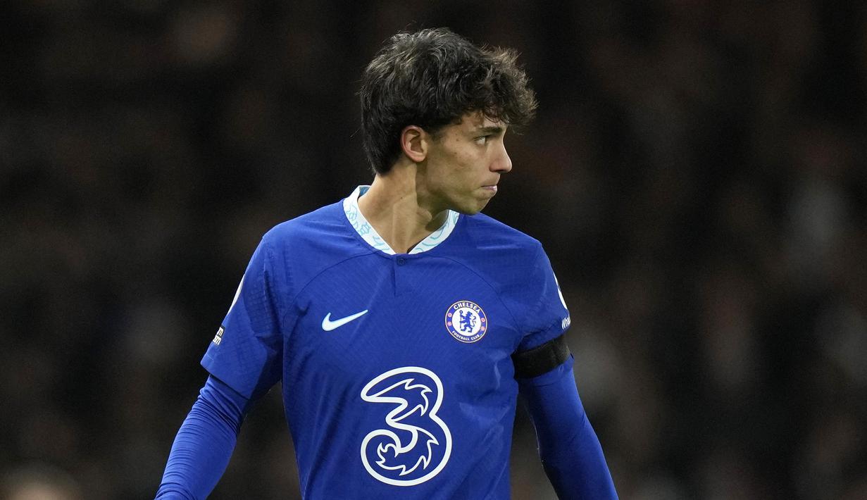 Debut pemain pinjaman baru Chelsea, Joao Felix berakhir pahit. Ia hanya menjalani 58 menit pertandingan sebelum diusir oleh wasit karena melakukan pelanggaran keras. (AP Photo/Alastair Grant)