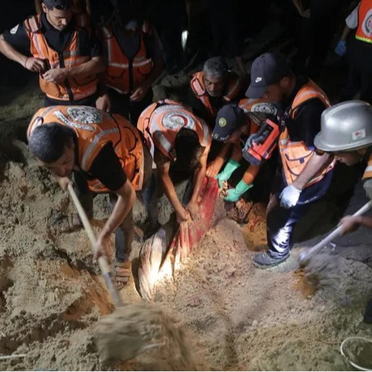 Mengerikan, Israel Pakai Bom 'Melelehkan' Tubuh Warga Gaza yang Wafat di Pengungsian Al-Mawasi