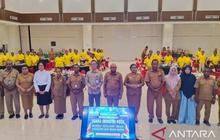 Dekranasda Kota Sorong Berdayakan 50 Pelaku Usaha OAP Melalui Pelatihan Manik-Manik