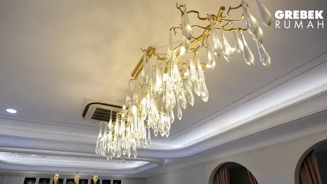 Potret Ruang Makan Rumah Sarwendah