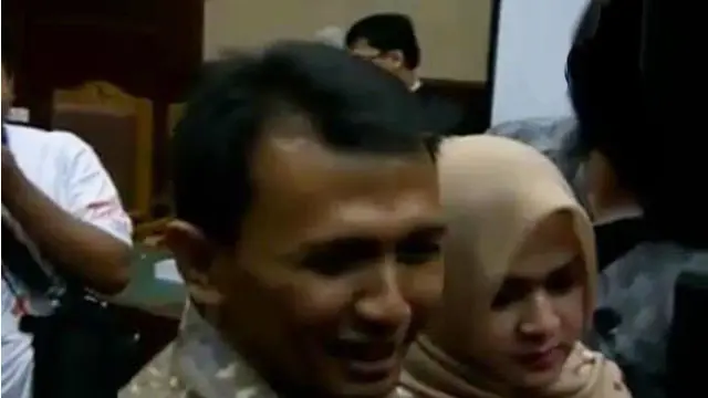 Segmen 2: Kasus Suap Hakim PTUN Medan hingga Pelantikan Risma-Wisnu