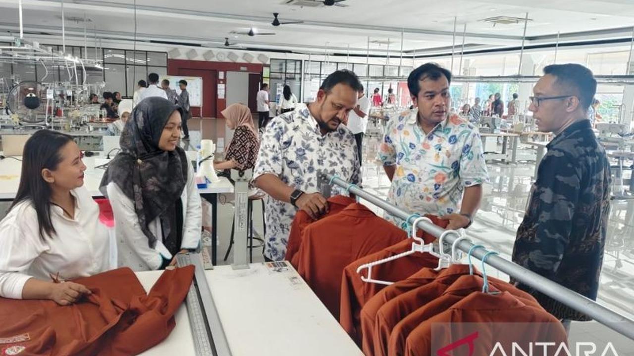 Komisi VII DPR Dorong Inovasi AK-Tekstil Solo Tingkatkan Kualitas SDM Industri Tekstil