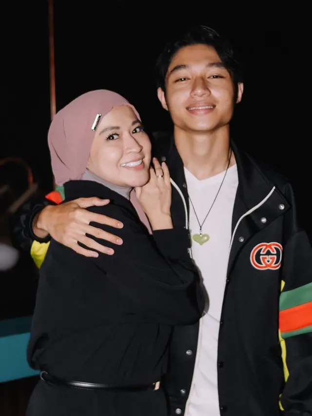 Potret Okie Agustina dan Kiesha Alvaro yang Saling Menguatkan, Kompak Bak Kakak Adik