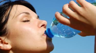 14 Tanda Anda Kurang Minum Air Putih Beauty Fimelacom