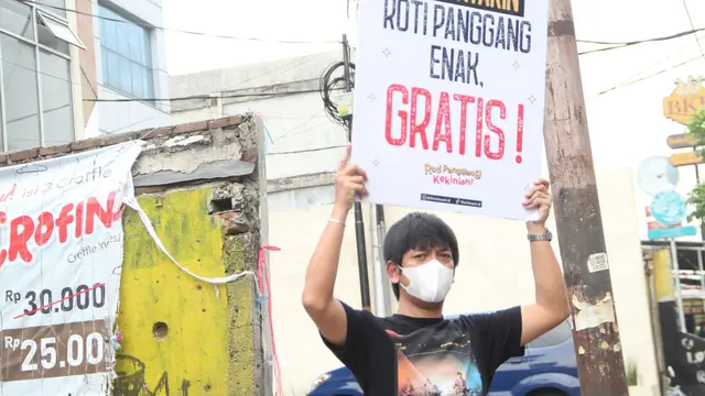 Rian D'Masiv memiliki ide unik saat merayakan ulang tahunnya yang ke-35