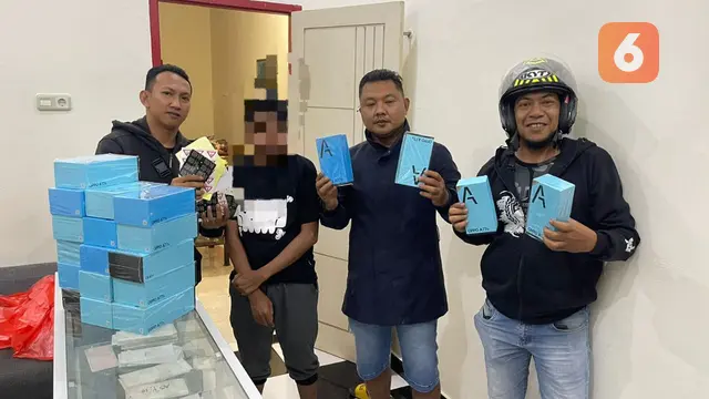 Produksi Handphone Daur Ulang