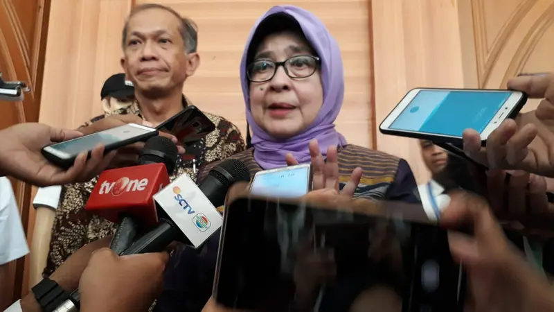 Menteri Kesehatan (Menkes) Nila F Moeloek di Asrama Haji Pondok Gede, Jakarta. Dok MCH/Bahauddin Raja Baso