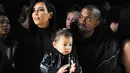 Kim Kardashian kini pun tengah berbahagia dengan kehadiran anak keempatnya bersama dengan Kanye West. (billboard)