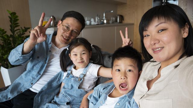 Ilustrasi keluarga, Asia