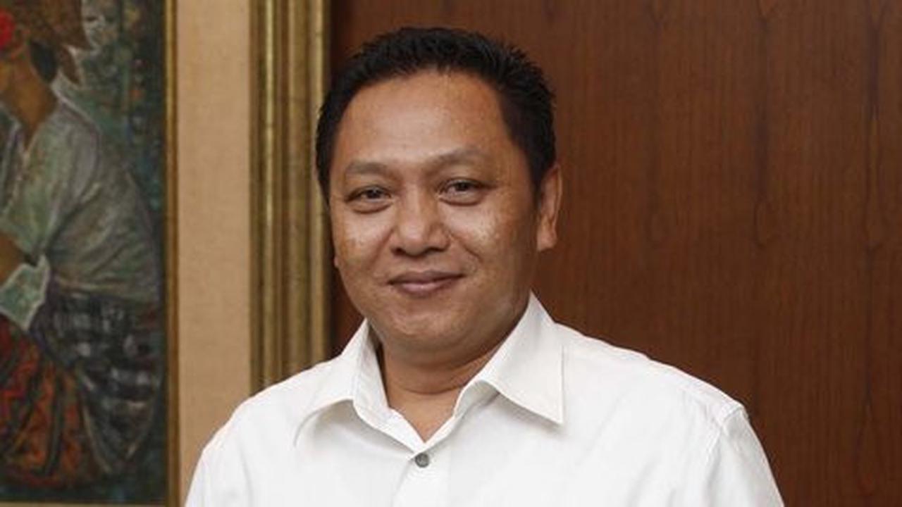 Eks jubir Gus Dur desak pemerintah jelaskan proyek listrik & pesawat