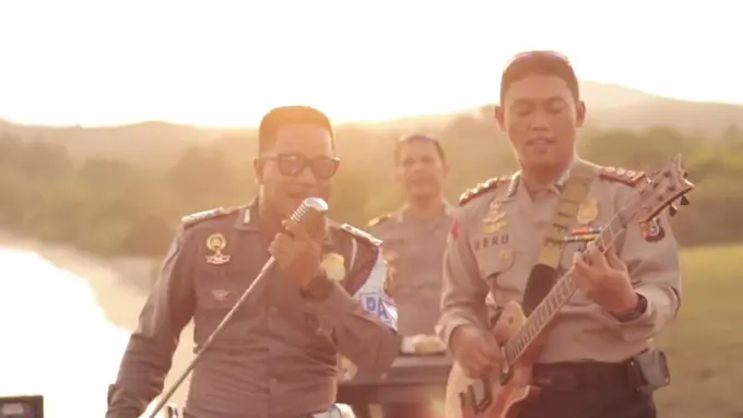 Simak! Ini Bukti Kalau Polantas Juga Manusia