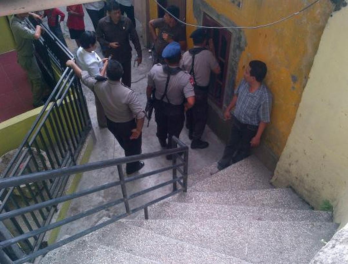 Polisi gerebek kampung narkoba