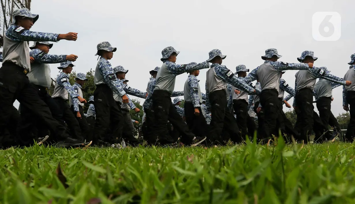 Seperti diketahui, Pemkot Depok melalui Badan Kesatuan Bangsa dan Politik (Bakesbangpol) menggelar program Pembinaan Karakter dan Bela Negara. (Liputan6.com/Herman Zakharia)