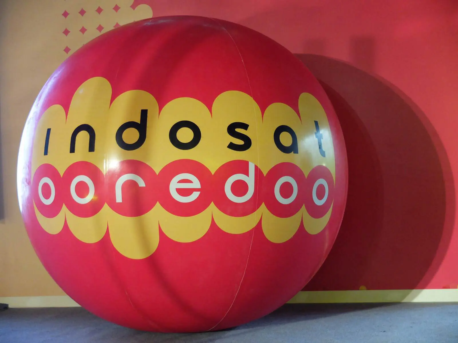 Indosat Ooredoo bertansformasi dengan nama dan logo baru. (Jeko Iqbal Reza/Liputan6.com)