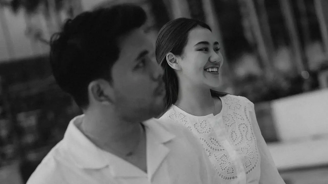 Thariq halilintar dan Aaliyah massaid. [Foto: Instagram/aaliyah.massaid]