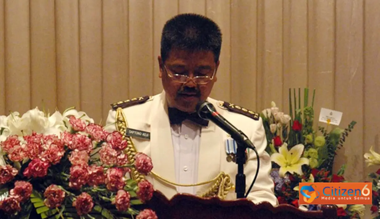 Citizen6, Laos: Bertindak selaku tuan rumah dalam acara resepsi tersebut yaitu (Athan) RI di Laos, Kolonel Arm Saptono Adji didampingi oleh Minister Counsellor KBRI Vientiane Laos, Nano Harsihono. (Pengirim: Badarudin Bakri)