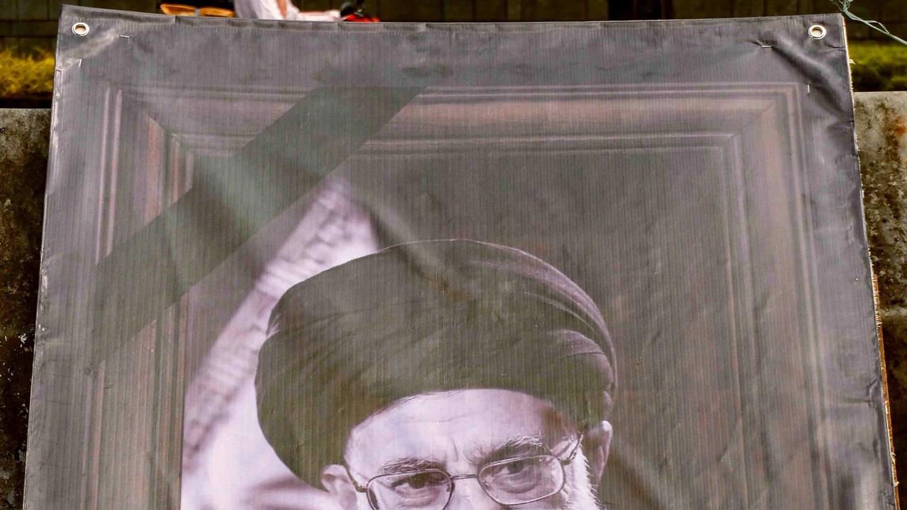 FOTO: Aksi Hari Quds di Jakarta Kecam Serangan Militer AS dan Israel ke Iran