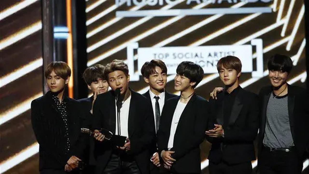 BTS Kembali Jadi Sorotan, Kali Ini Gara-Gara Rilis 'BTS 7 Moments' dan 'RUN BTS POLY HIGHLIGHTS PACKAGES', Ada Apa?